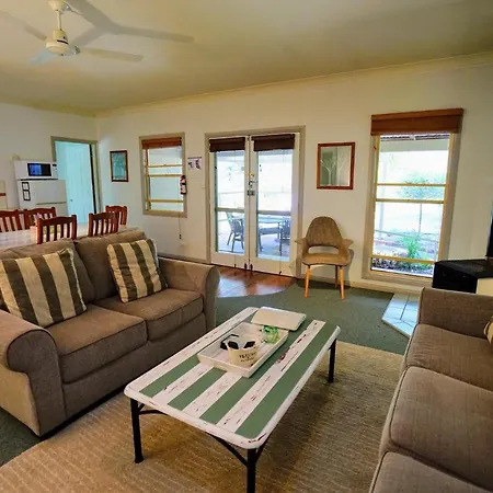 Kiwarrak Country Retreat Apartment Old Bar Exterior photo